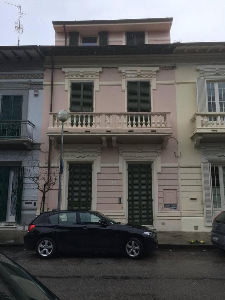 PIANO TERRA CON GIARDINO VICINO AL MARE — photo 1 of 26