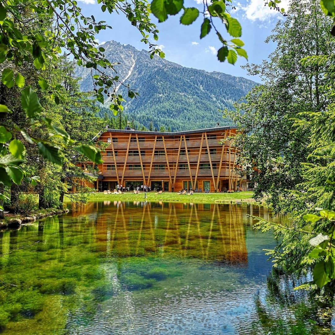 Au Charmant Petit Lac - Ecohotel Parc & Spa — photo 1 of 51