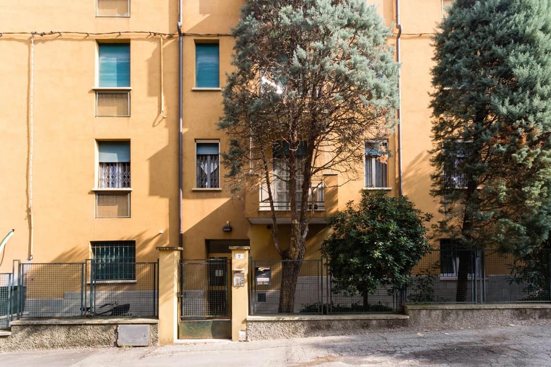 HouSmart Ognibene 2 — photo 1 of 20