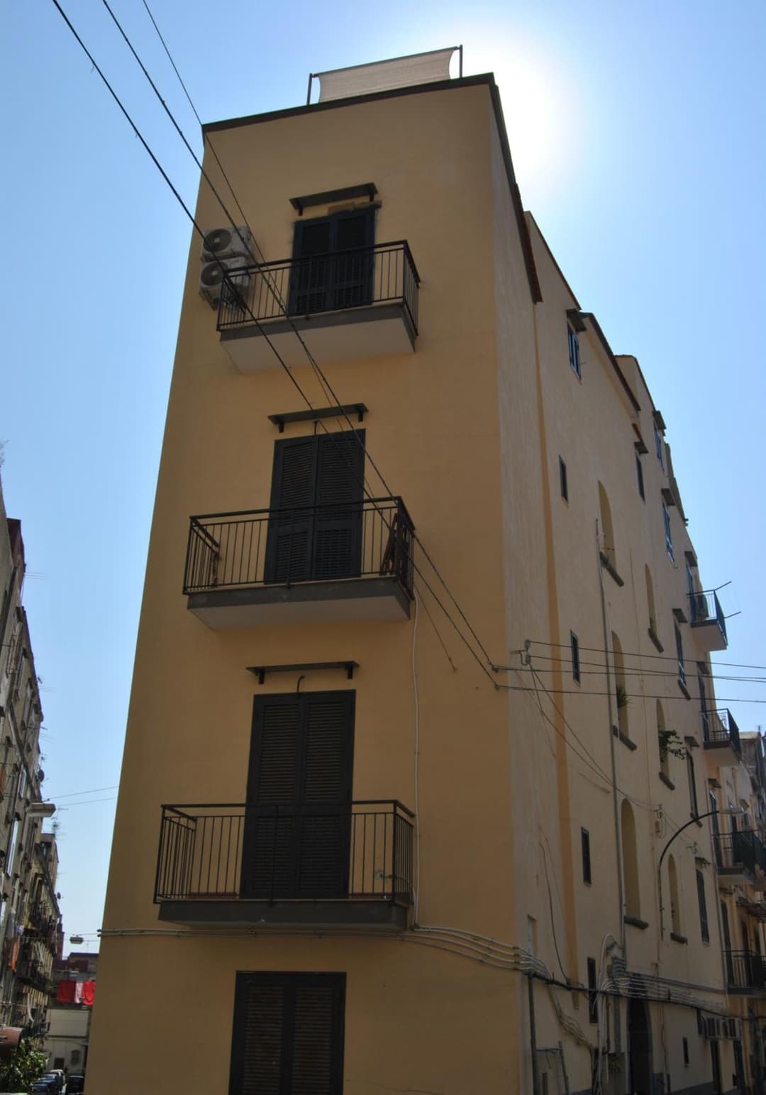 Vico Longo 25 - Ensuit flat in the heart of Naples — photo 1 of 1