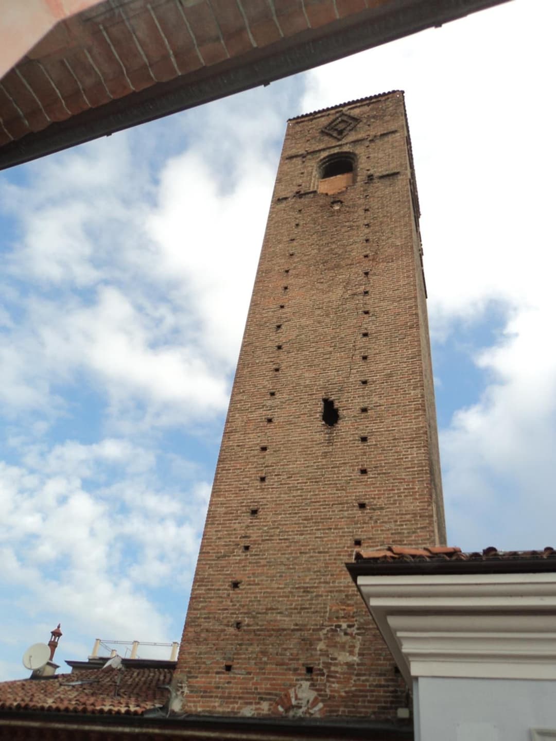 VIA PERTINACE 1 - APPARTAMENTO — photo 1 of 17