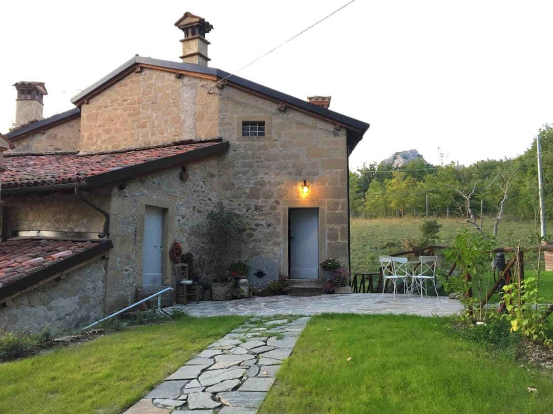 A 5 min dalla Rocchetta Mattei - B&B Antico Mulino — photo 1 of 1