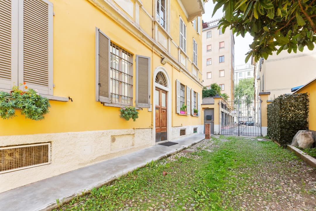 GuestHost - Piazza Risorgimento Cosy Studio — photo 1 of 15