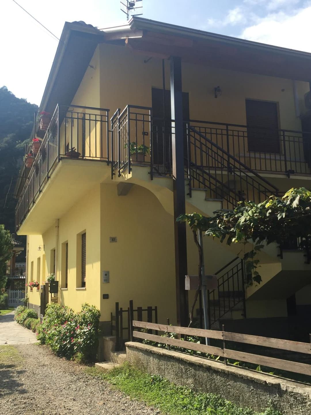 CASAVACANZA CHIARA — photo 1 of 1