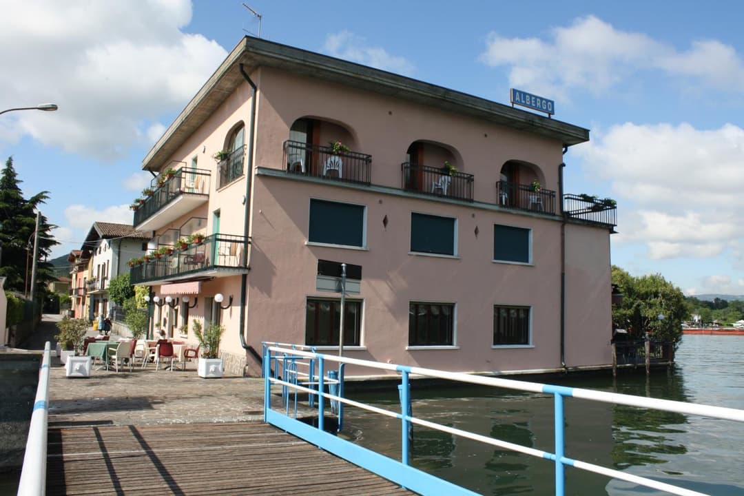 Albergo Ristorante Punta Dell'Est — photo 1 of 1