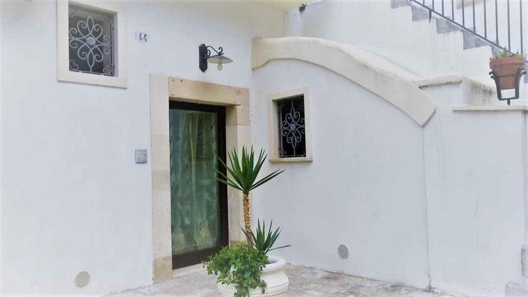 Sweet Home Arco Porta Luce — photo 1 of 1