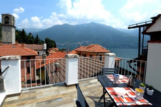 LaCasetta _ Como Lakeview Terrace renovated apartment