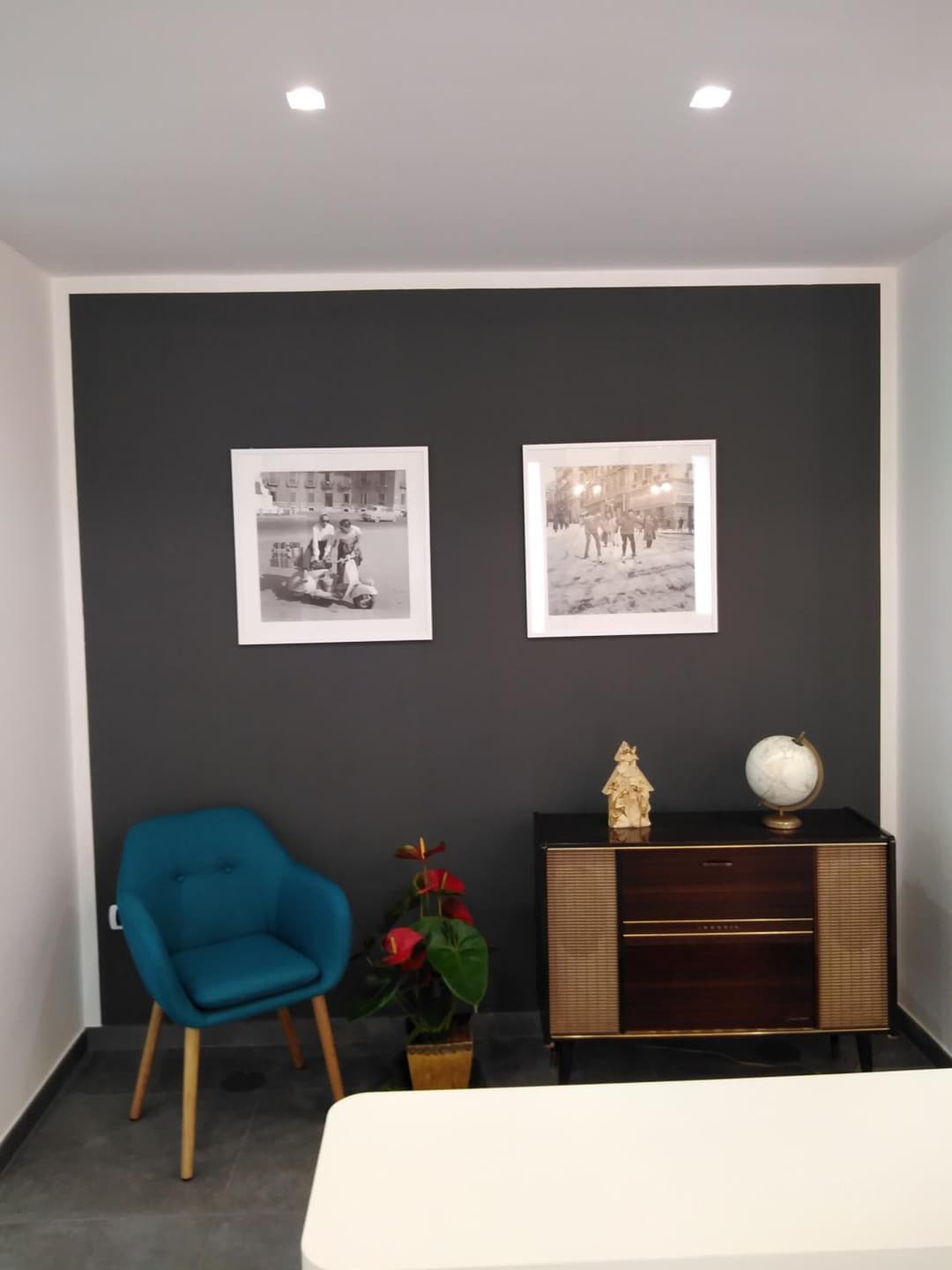 Delia Rooms & Gallery — photo 1 of 1