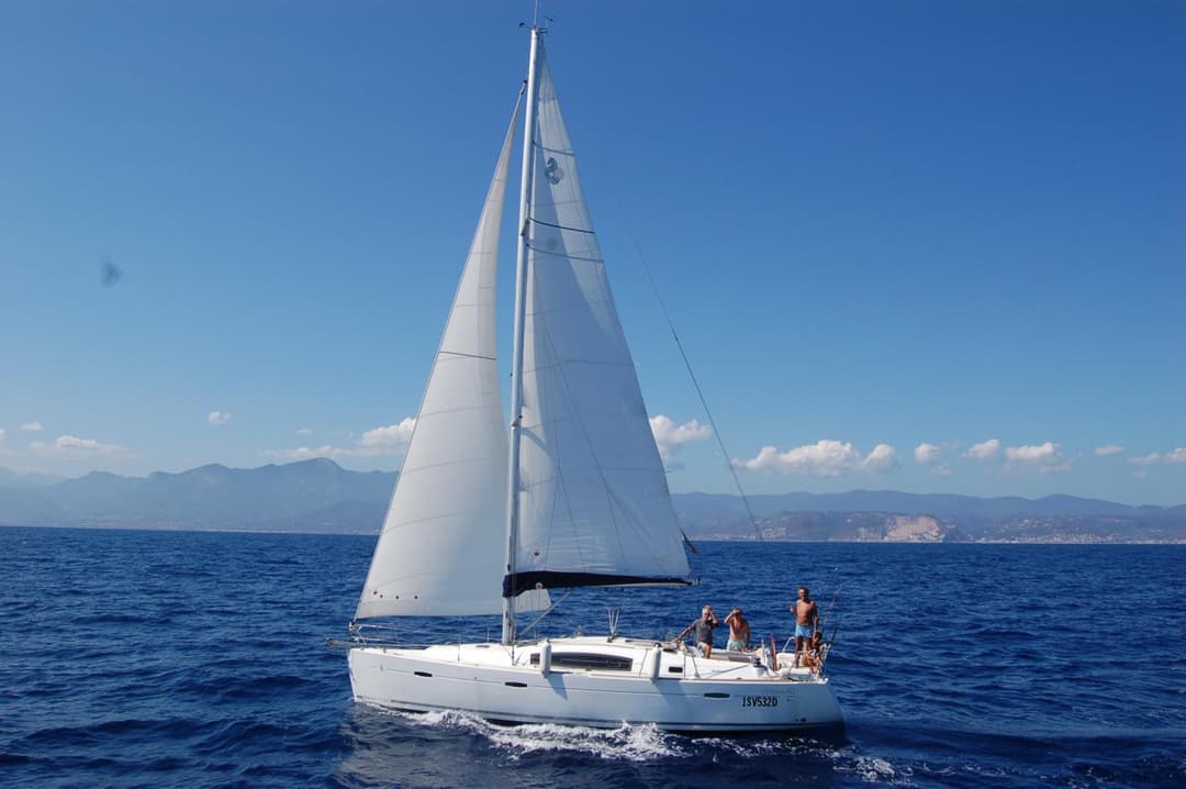Le Vele Residence Sailing Boat — photo 1 of 41