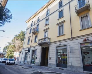 Beautiful bohemian apartment in the center with balcony, air conditioning and free private parking