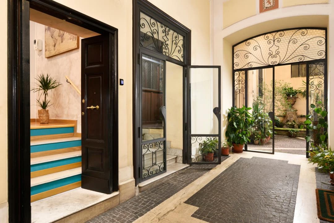 Piazza del Popolo Boutique Home — photo 1 of 1