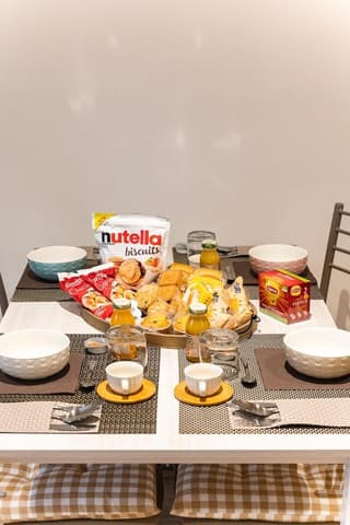 Carrara Deluxe Home