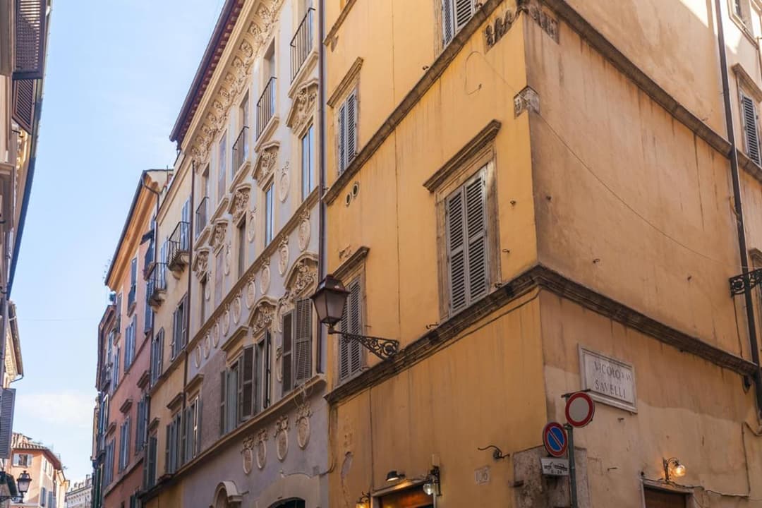 Domus Lupae -live in the heart of Rome — photo 1 of 1