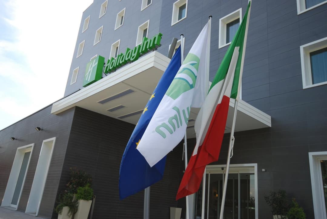 Holiday Inn Milan Nord Zara by IHG — photo 1 of 1