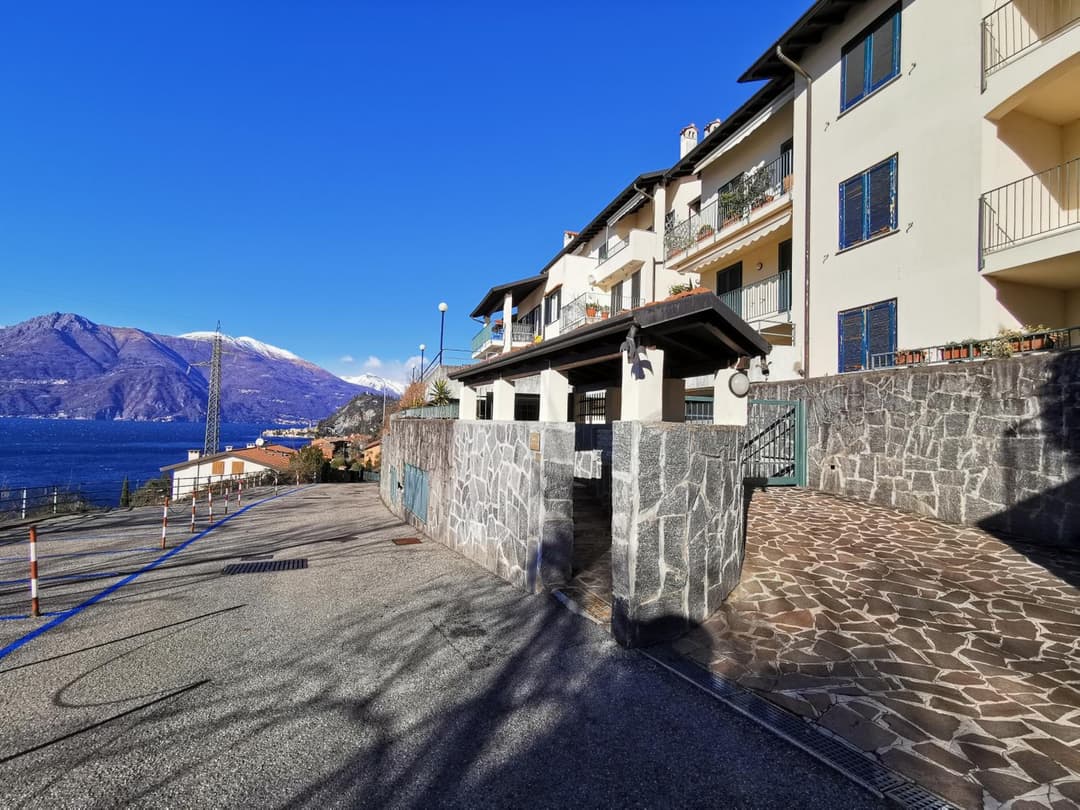 Near Villa Monastero and Castello di Vezio — photo 1 of 1
