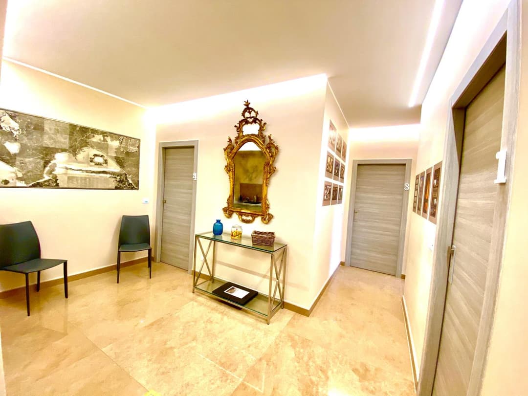 MDC Luxury Rooms Naples — photo 1 of 1