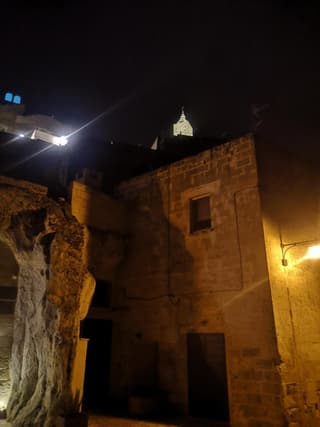 Sassi e Virtù