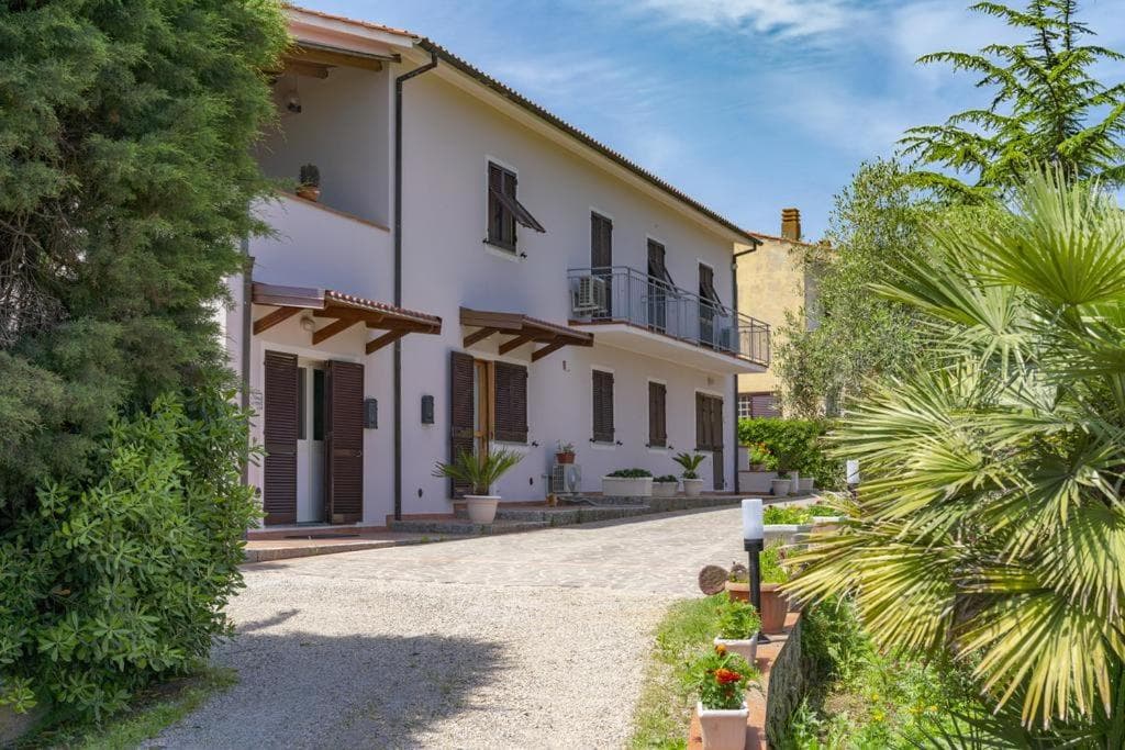 Agriturismo dei girasoli — photo 1 of 1