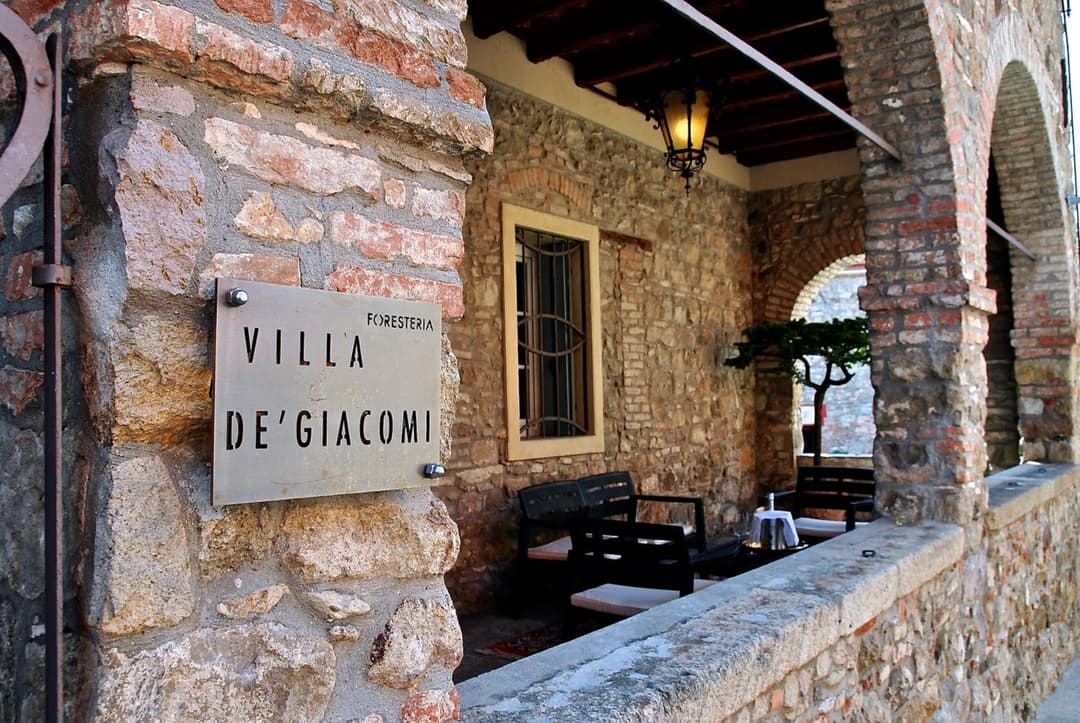 Villa De' Giacomi — photo 1 of 53