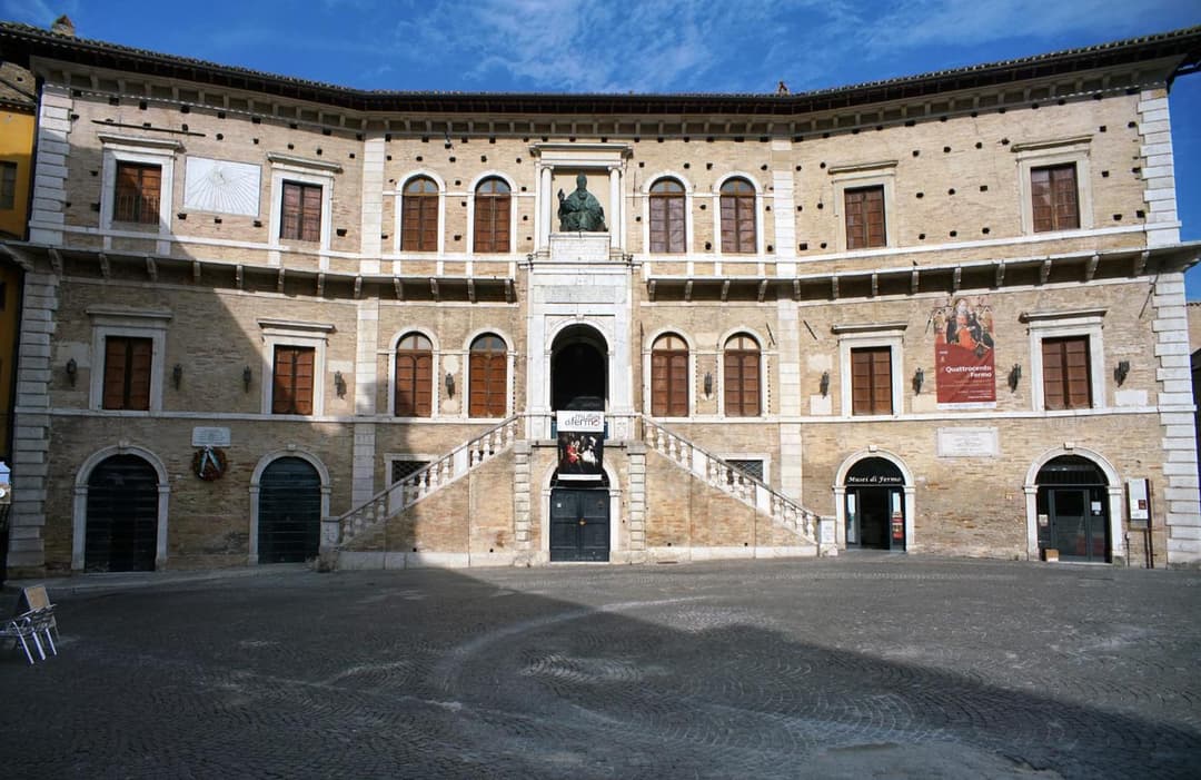 MarcheAmore - Stanze della Contessa, Luxury Flat with private courtyard — photo 1 of 1