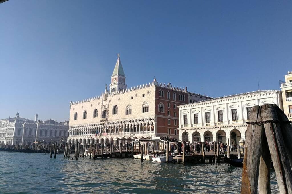 venezianischer Palazzo mit kostenlosen WLAN nähe Markusplatz — photo 1 of 1