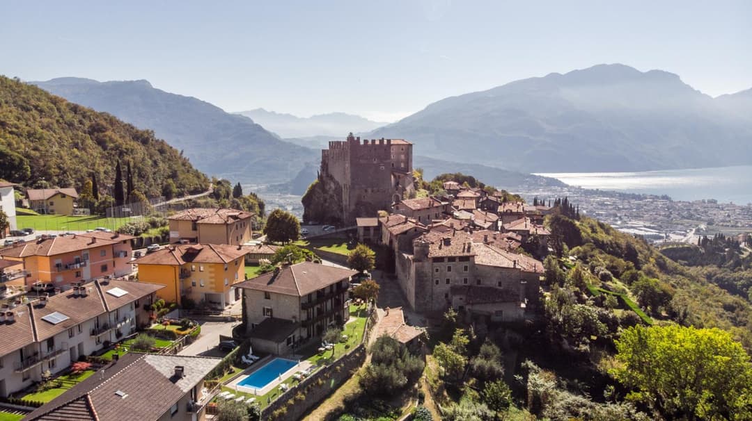 Hotel Antica Croce - Gardaslowemotion — photo 1 of 1