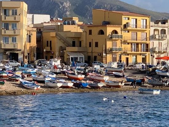 Aspra al delfino blu — photo 1 of 1