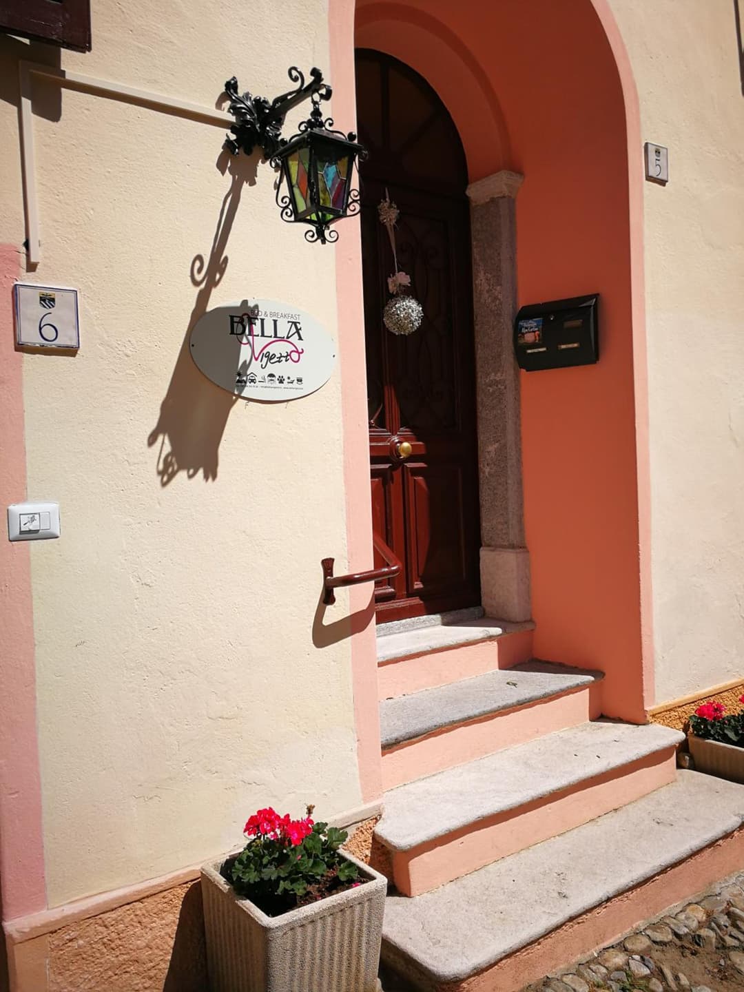 Bella Vigezzo — photo 1 of 54