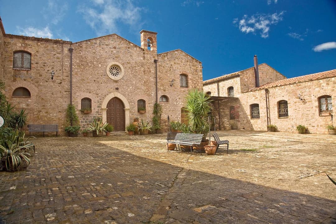 Relais Abbazia Santa Anastasia Resort & Winery — photo 1 of 1