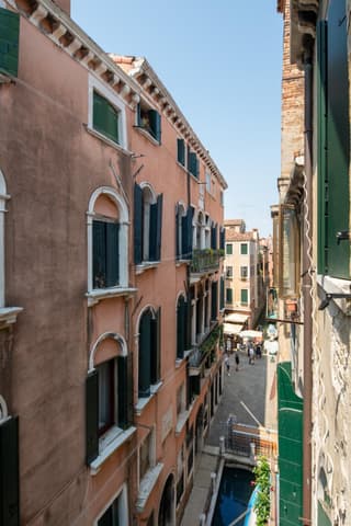 San Polo Canal View Apartments by Wonderful Italy