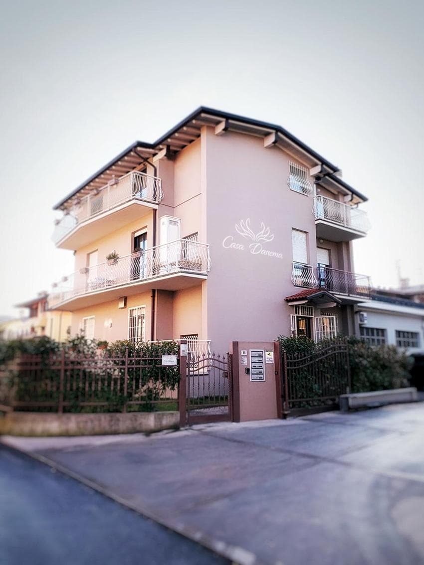 Casa Danema — photo 1 of 76