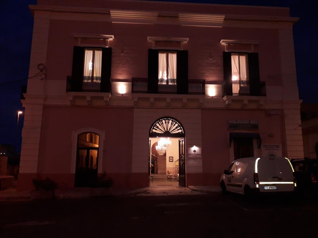 Antico Palazzo Spinola — photo 1 of 1