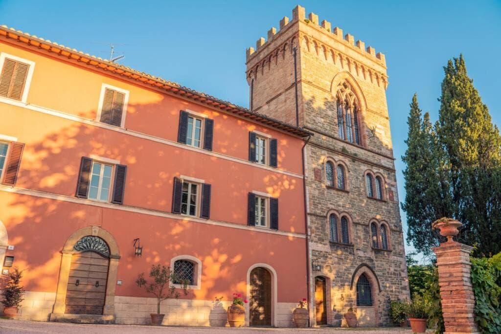 Castello di Crocicchio — photo 1 of 1