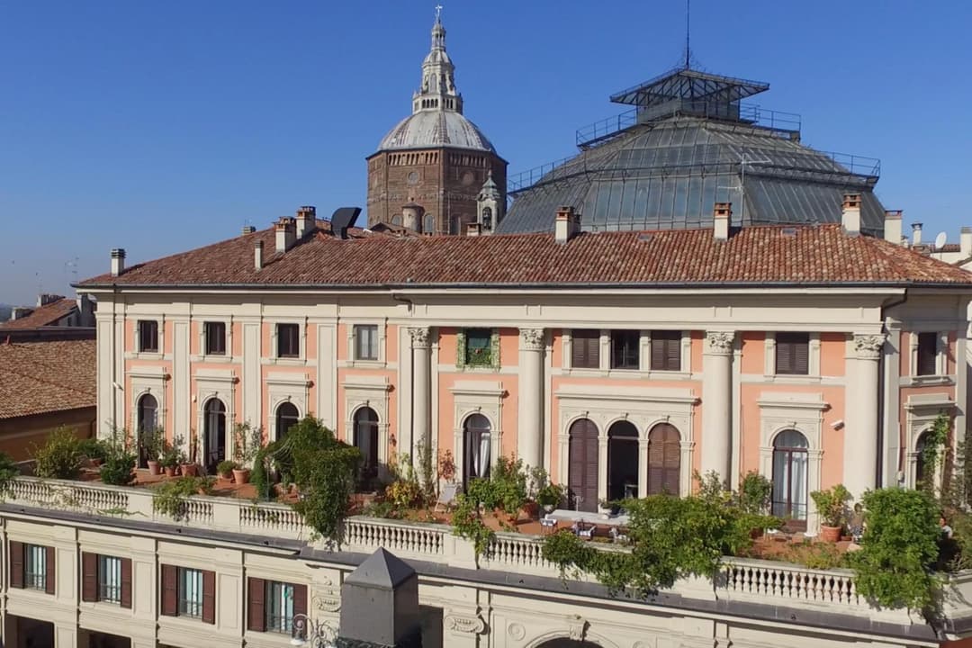 Arnaboldi Palace — photo 1 of 1