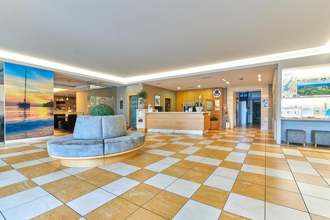 Hotel Baia Verde — photo 1 of 57
