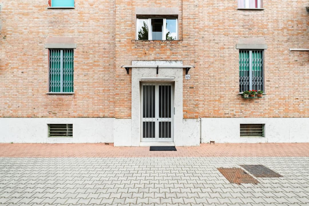 GuestHost - Giardino Vignoli Functional Apartment — photo 1 of 1