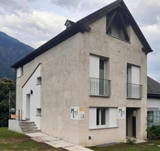 Maison 4 jardin - Casa design ai margini del bosco