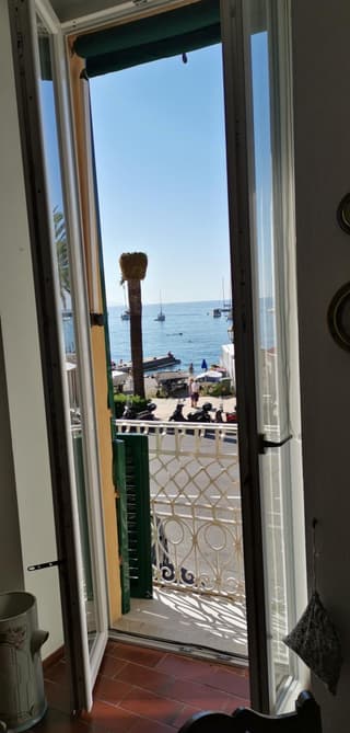 Due balconcini sul mare