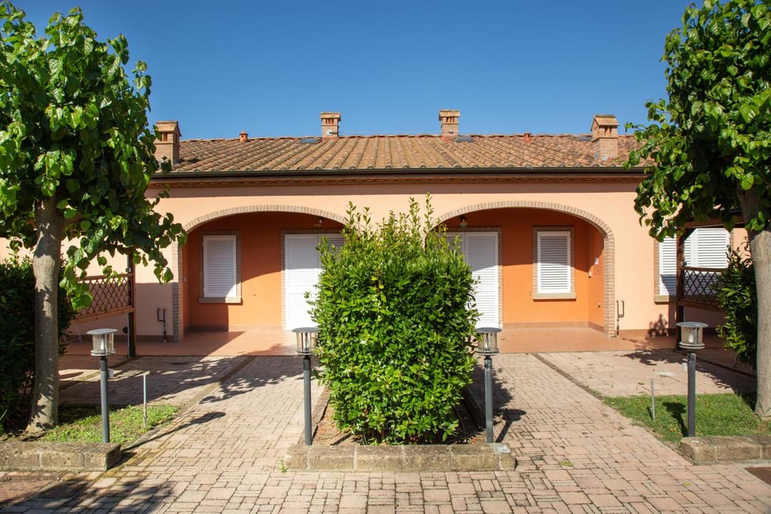 Borgo Verde — photo 1 of 91