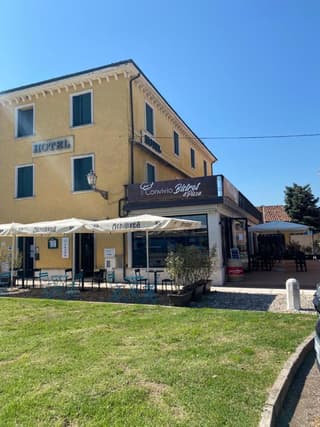 VILLANOVA HOTEL