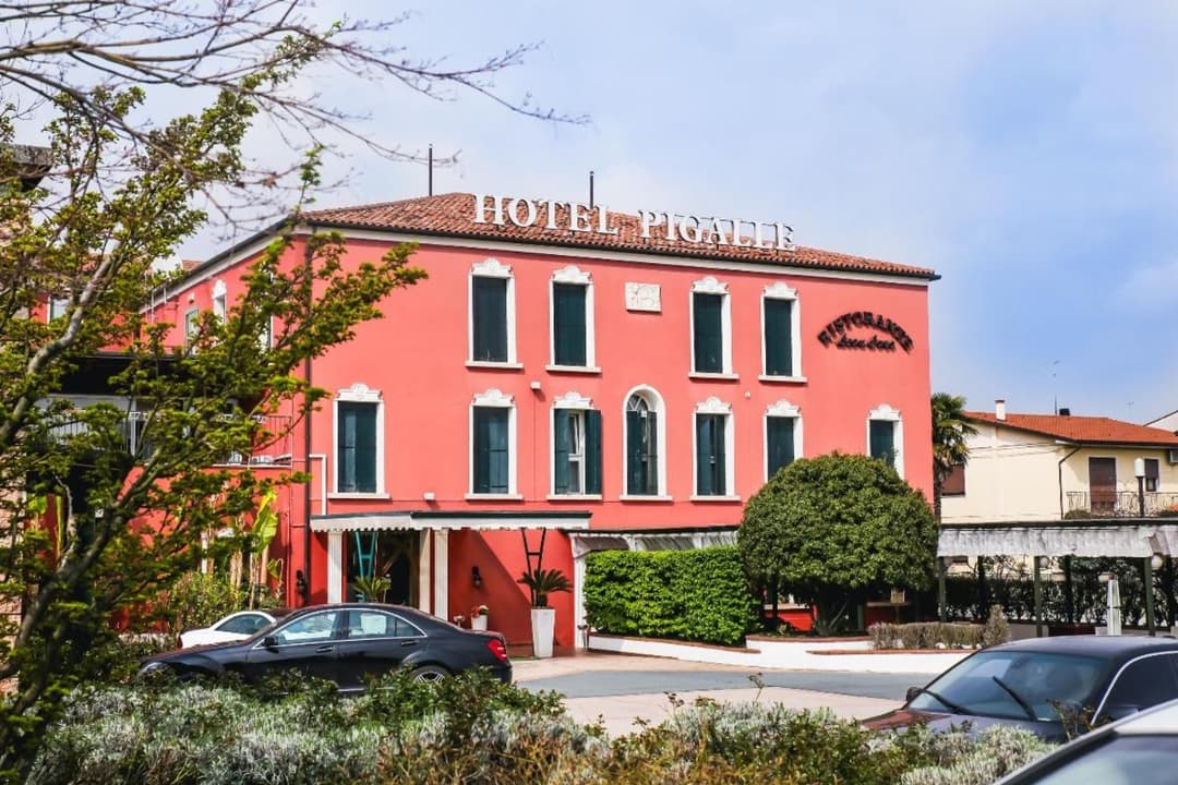 Hotel Villa Pigalle — photo 1 of 1