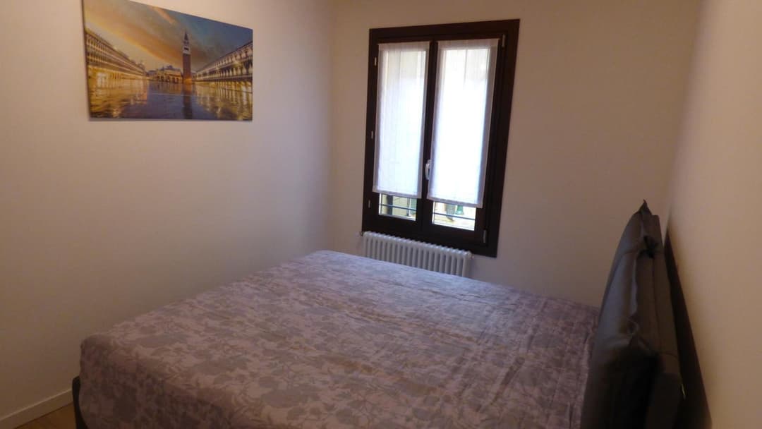 CASA MODERNA A DUE PASSI DA RIALTO — photo 1 of 1