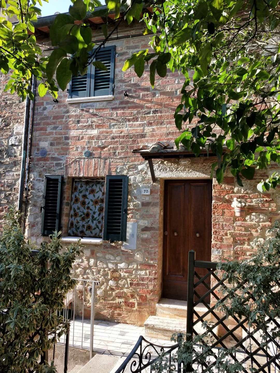 Central Lovely House — photo 1 of 1