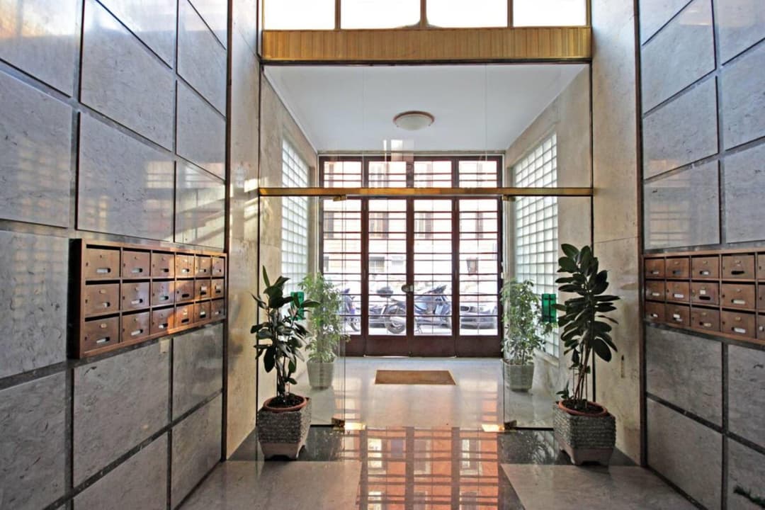 Top Floor Apt with Rooftop Terrace near St. Peter — photo 1 of 1