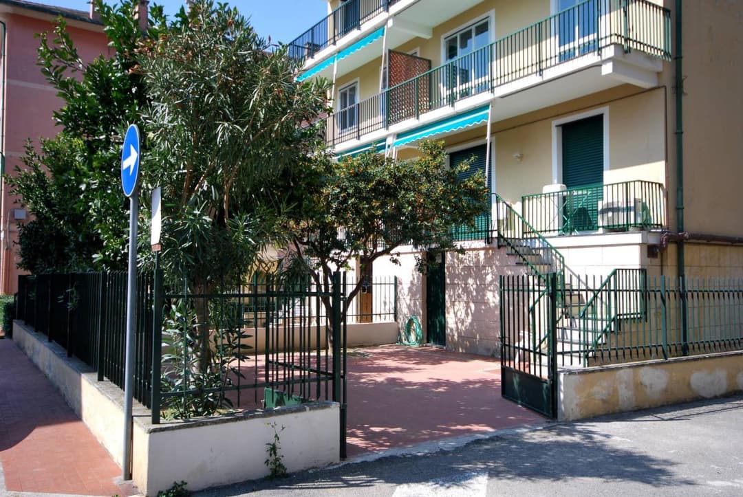 Appartamenti con giardino e posto auto per famiglie — photo 1 of 58