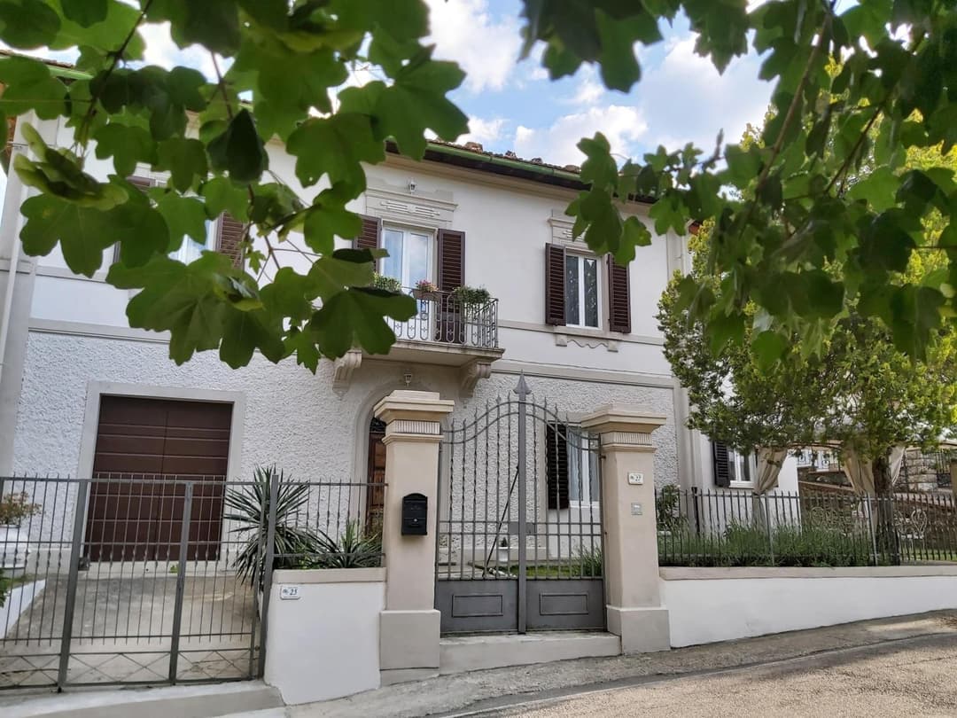 Villa Elvira — photo 1 of 1