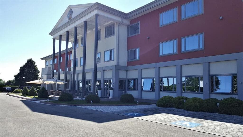 Hotel Poppi — photo 1 of 1