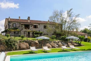 Girasole Cottage overlooking the Orcia valley in Tuscany