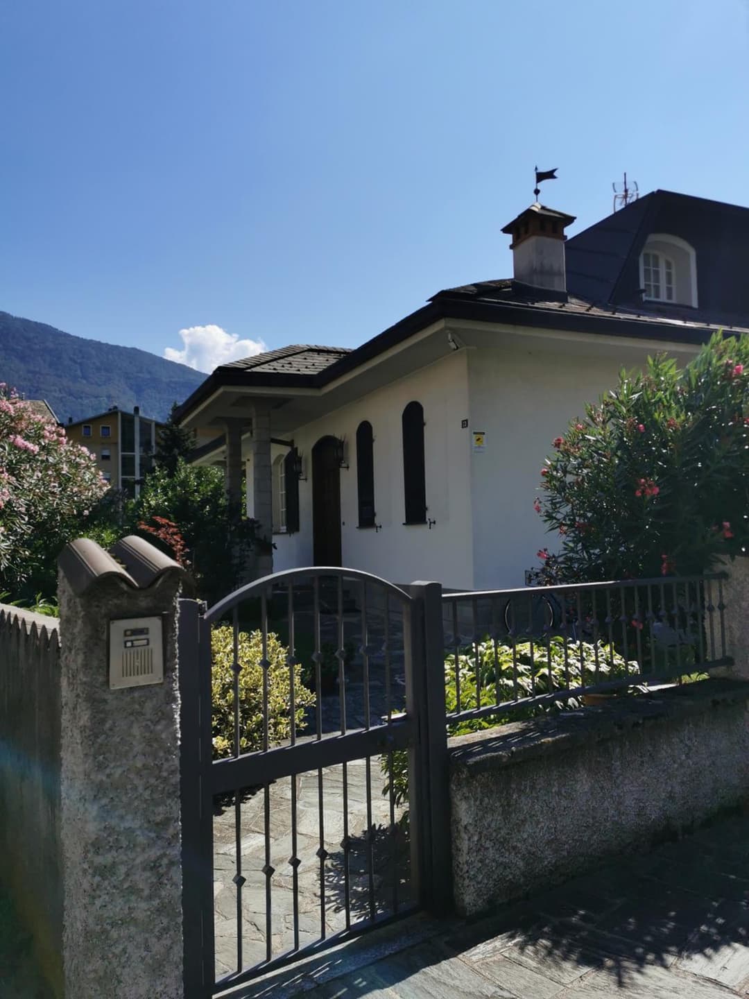 Casa Vacanze - Residenza Elvezia — photo 1 of 45