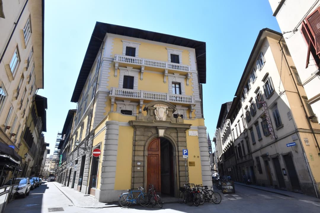 Cappelle Medicee Luxury Flat — photo 1 of 1